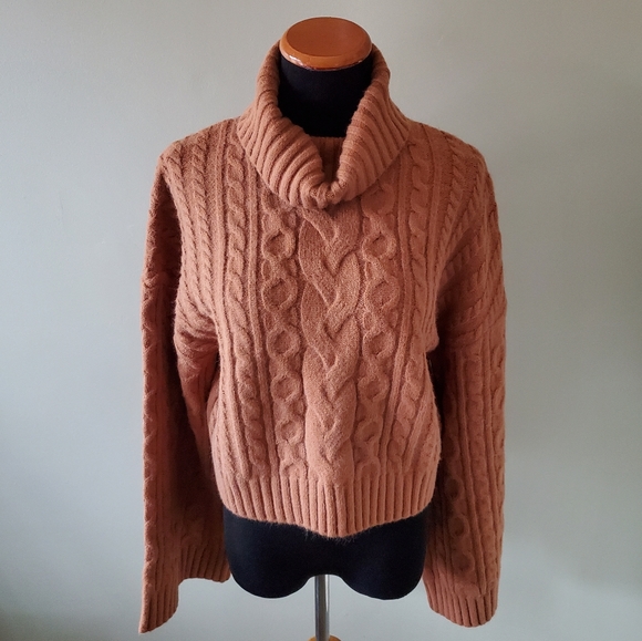 NWT WAYF S Boho Fisherman Cable Knit Contemporary Bell Sleeve Crop Turtleneck - Picture 1 of 10